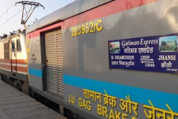 Same Day Agra Tour By Gatimaan Express